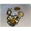 Image 2 : 4 piece lot of vintage, gold toned brooches