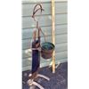 Image 4 : Metal gardener. Yard decor
