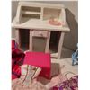 Image 4 : Mattel Barbie, clothes & furniture accessories.