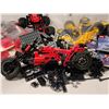 Image 2 : Large lot of Lego & booklets.