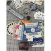 Image 2 : VINTAGE MISC LOT
