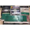 Image 1 : 16 collectible calendars