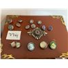 Image 2 : Small jewelry box with assorted jewelry pieces