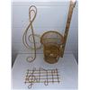 Image 2 : 3 pieces of wicker décor