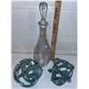 Image 2 : Beautiful art glass, knotted spheres and decanter with stopper. All have beautiful iridescent finish