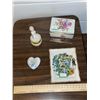 Image 1 : 4 small trinket dishes