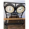 Image 2 : Clock and thermometer shelf