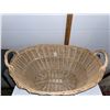 Image 3 : 2 large baskets