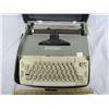 Image 2 : Smith Corona Typewriter