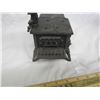 Image 4 : Vintage Miniature Cast Iron Stove