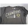 Image 2 : 2 Boston Bruins Collectors Shirts