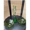 Image 1 : 3 pieces of vintage glassware, including beautiful swung glass, vase