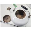 Image 3 : White enamel kettle