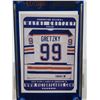 Image 3 : 3 Wayne Gretzky hockey cards - in hard protective cases