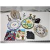 Image 1 : Collection of decorative items - Décor plates, trivets, brass n pewter vases, wooden kiwi figurine, 
