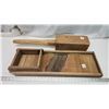 Image 1 : Vintage wooden cabbage slicer & large wooden mallet?