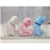 Image 4 : 3 Asian collectible bears, ty beanie babies - "Nipponia", "Sakura" & "Mugungwha" - in clear case, li
