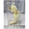 Image 4 : 2002 "Mother" collectible bear, ty beanie baby - in clear case, like new