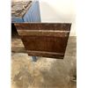 Image 6 : Primitive pine washstand - 25"H x 20"W x 22"D