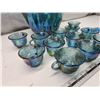 Image 2 : Blue carnival glass punch bowl set - grape pattern
