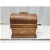 Image 9 : Antique "Edison" single cylinder gramophone, in wooden case