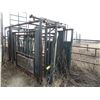 Image 1 : Cattle Squeeze With Palpation Cage