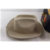 Image 3 : Biltmore Cowboy Hat with Box