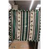 Image 1 : Green Folk Blanket