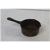 Image 2 : Moffat Stove Company Cast Iron Items
