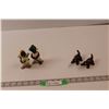 Image 1 : (2 pr) Salt & Pepper Shakers - Alligators & Penguins (Few Chips on One)