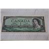 Image 2 : (3) 1954 Canadian One Dollar Bills