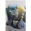 Image 2 : Winter's Beauty Woman's Gift Basket