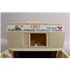Image 5 : Fisher-Price Play Family Farm