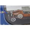 Image 2 : 1930 Packard Model Car in Plastic Box
