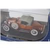 Image 3 : 1930 Packard Model Car in Plastic Box