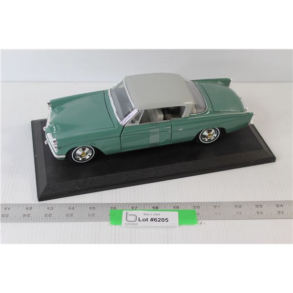 1950 s Studebaker Die Cast Car 1:16 Scale