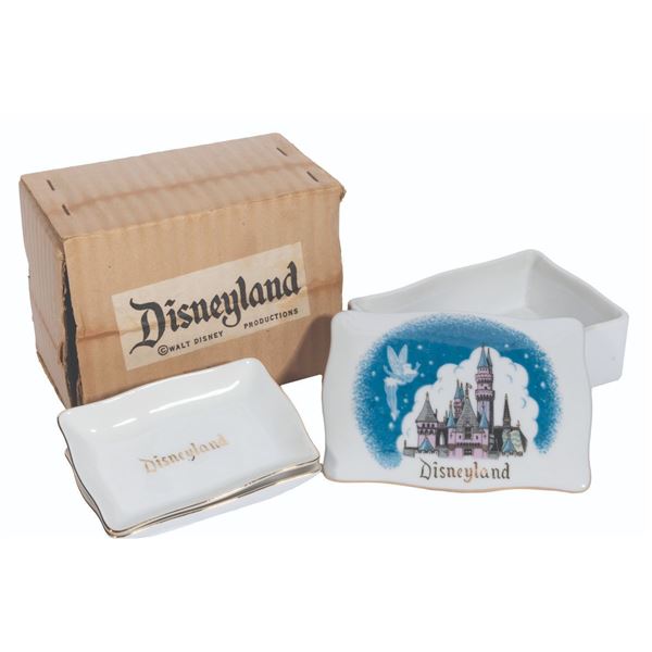 A Disneyland Ceramic Smoker Set.