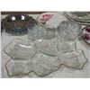 Image 3 : Box with assorted baking dishes and glassware