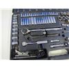 Image 2 : traveling toolkit metric and SAE