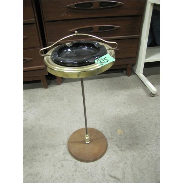 Vintage ashtray stand with glass ashtray