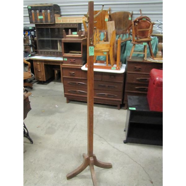 Vintage coat tree note one coat hook broken