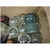 Image 7 : Glass insulators and wood holders
