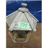 Image 1 : Wooden bird feeder