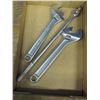 Image 1 : Crescent wrenches and swing bar