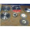 Image 1 : Saw blades and grinding disks