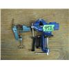 Image 1 : small clamp on vices - 2