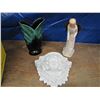 Image 1 : Blue Mountain Pottery Vase , Angel figuring, clay shelf hanging