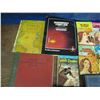 Image 3 : BOX OF BOOKS