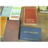 Image 9 : BOX OF BOOKS