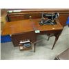 Image 1 : SINGER sewing machine and stool